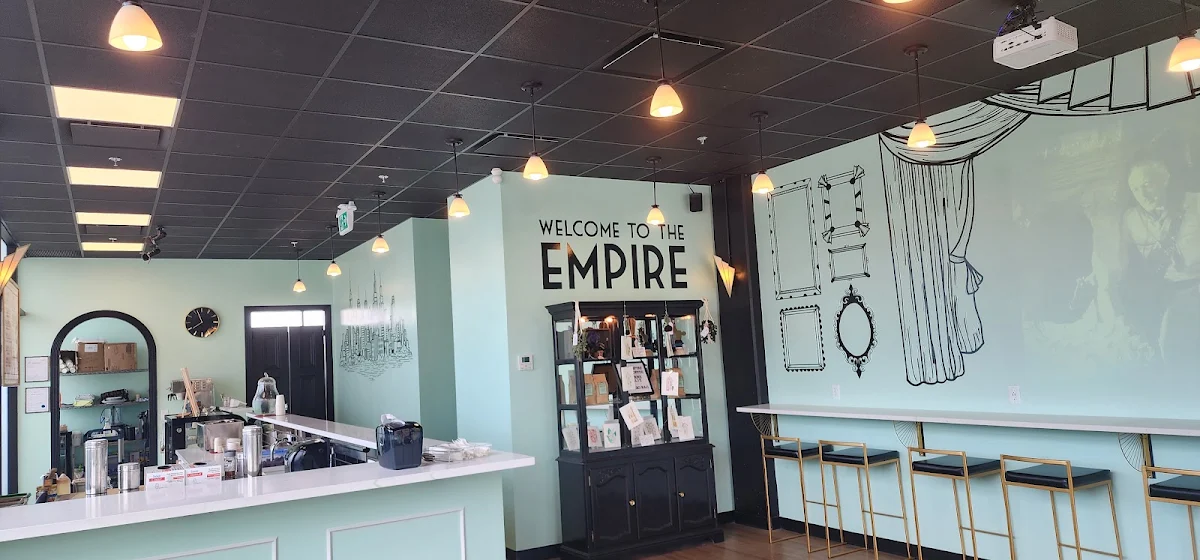 Vibe, Empire Crepe