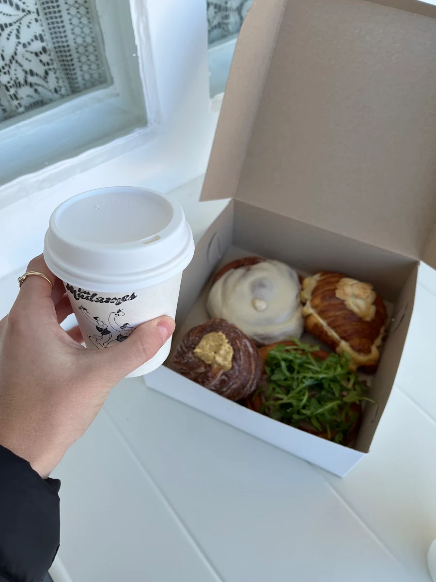 Food & drink, Les Madames - Café & Boulangerie inc.