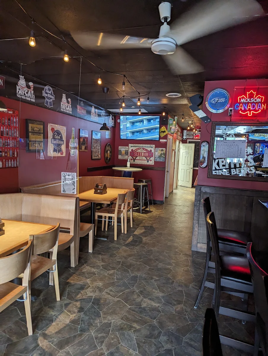 Vibe, Fat Cat's Pizza Inc.