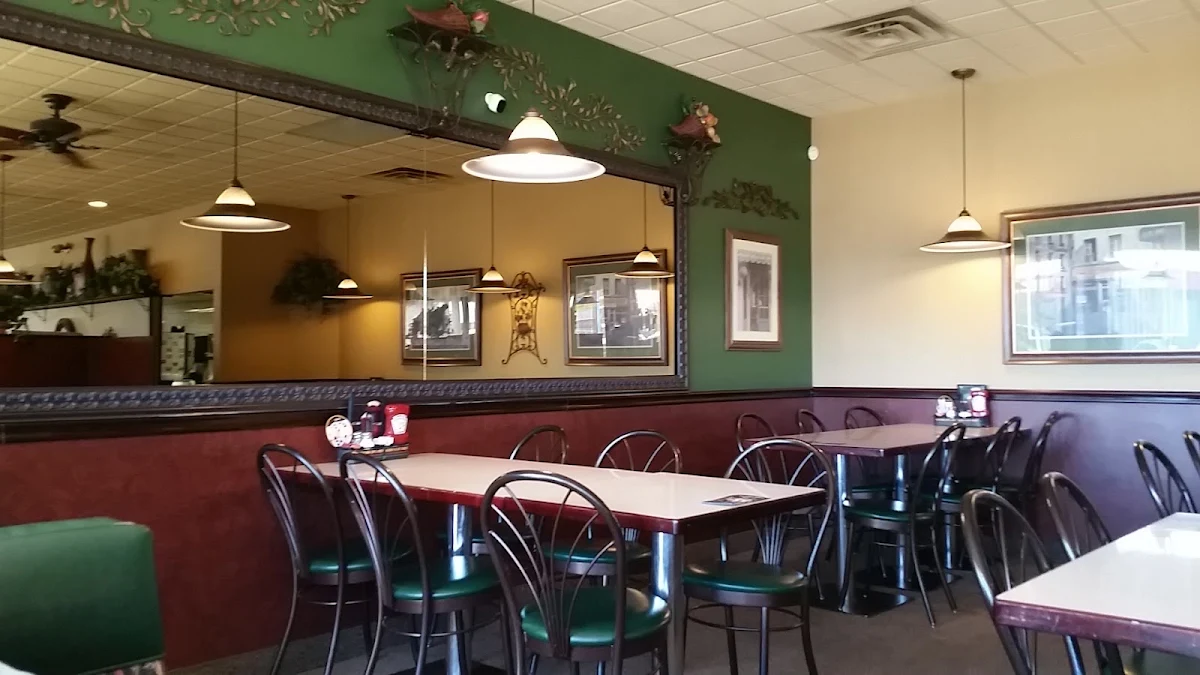 Vibe, Humpty's Big Plate Diner - Saskatoon