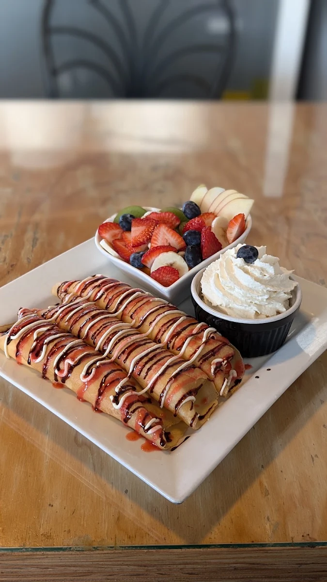 Deluxe Fresh Fruit Crepes