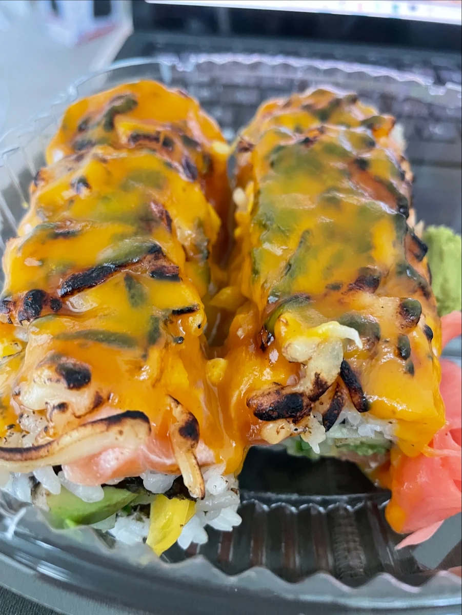 Golden Dragon Roll 8pcs