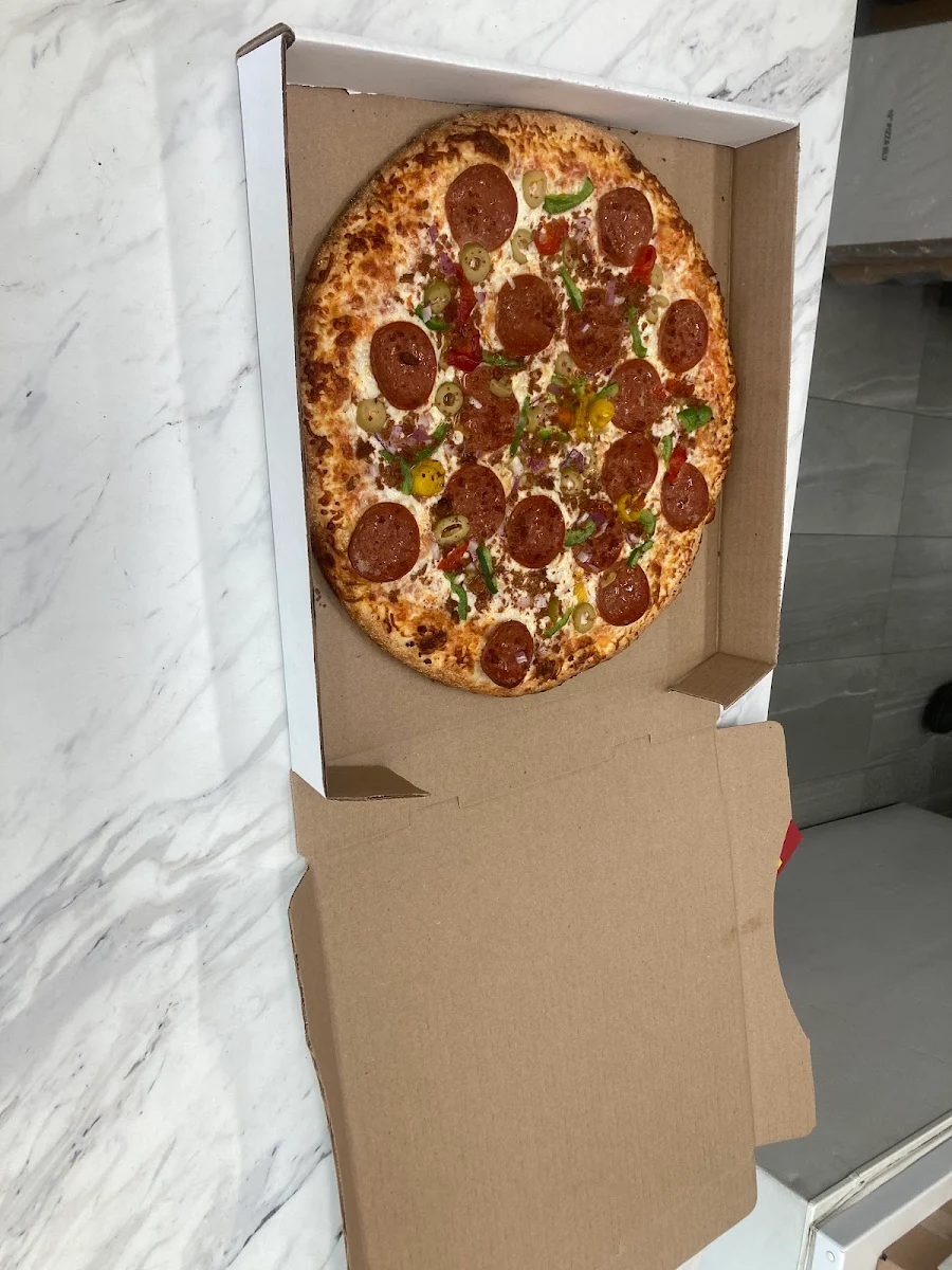 Highlights, El Nour Halal Pizza & Chicken
