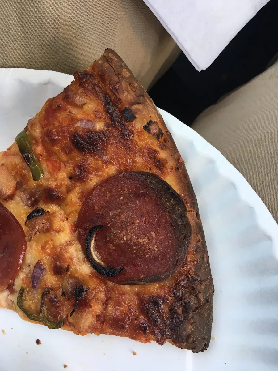 Highlights, El Nour Halal Pizza & Chicken