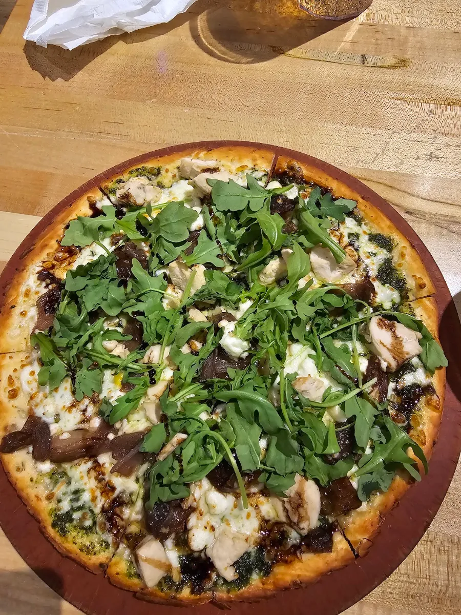 Balsamic Pesto Pizza