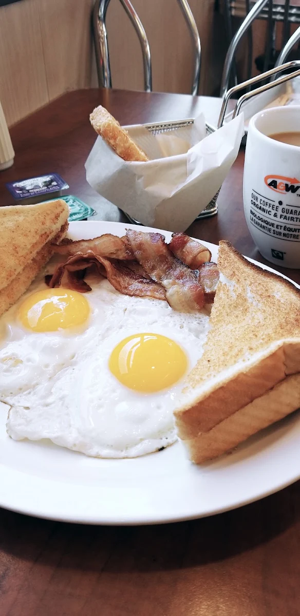 Bacon & Egger, A&W Canada