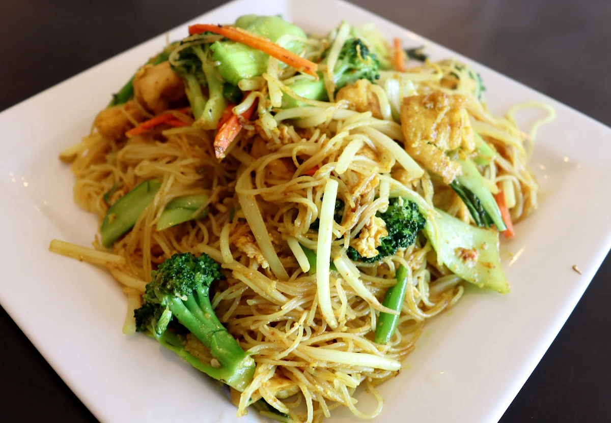 Cantonese Chow Mein
