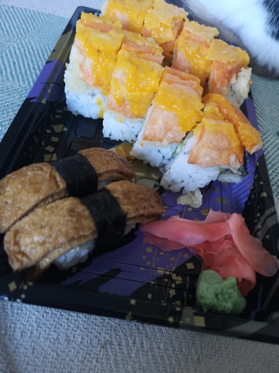 Veggie Explosion Roll