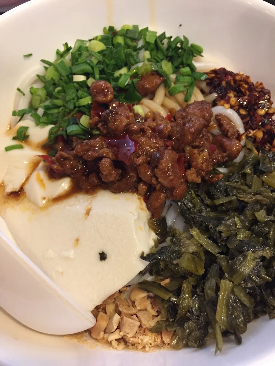 Zajiang Rice Noodle with Soup