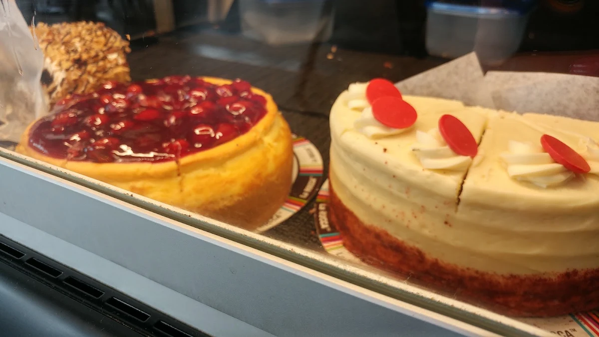 Cake, Vanta Coffee Club