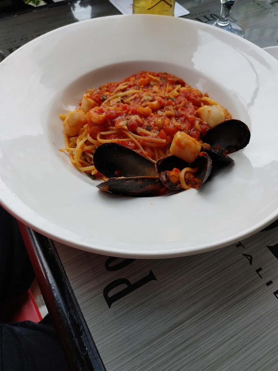 Seafood Linguine