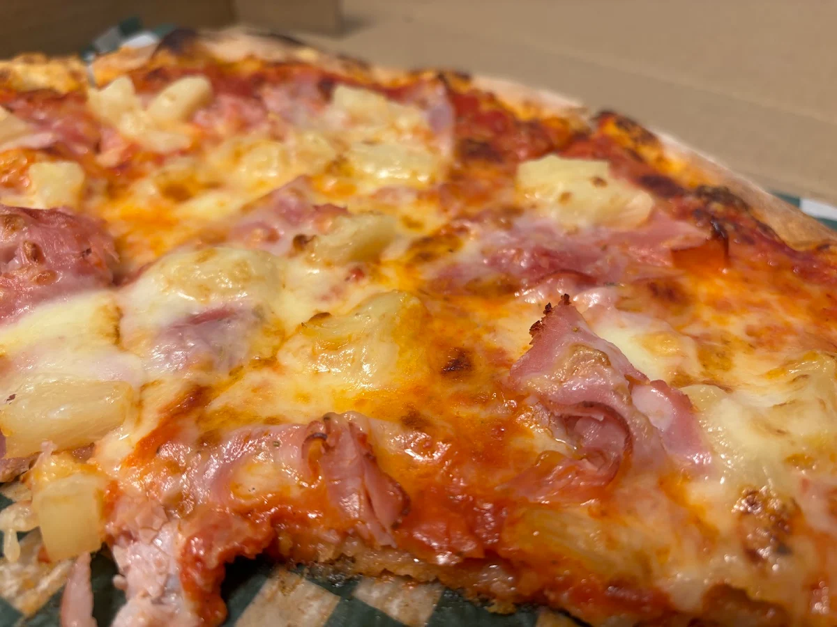 Hawaiian Pizza