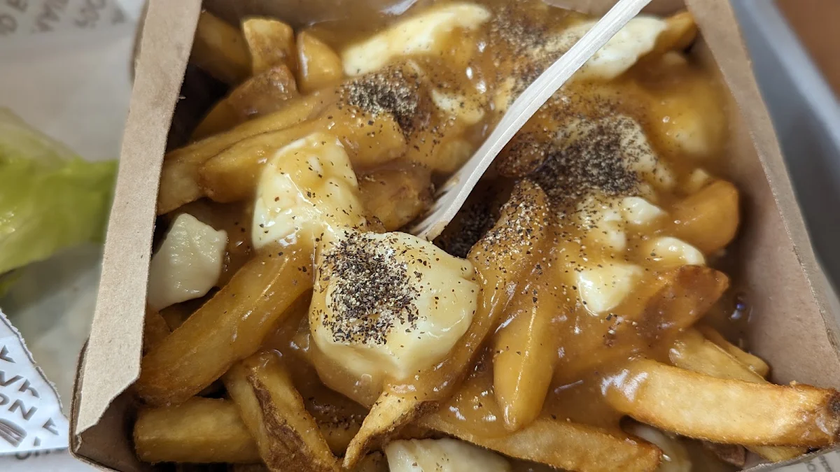 Poutine, A&W Canada