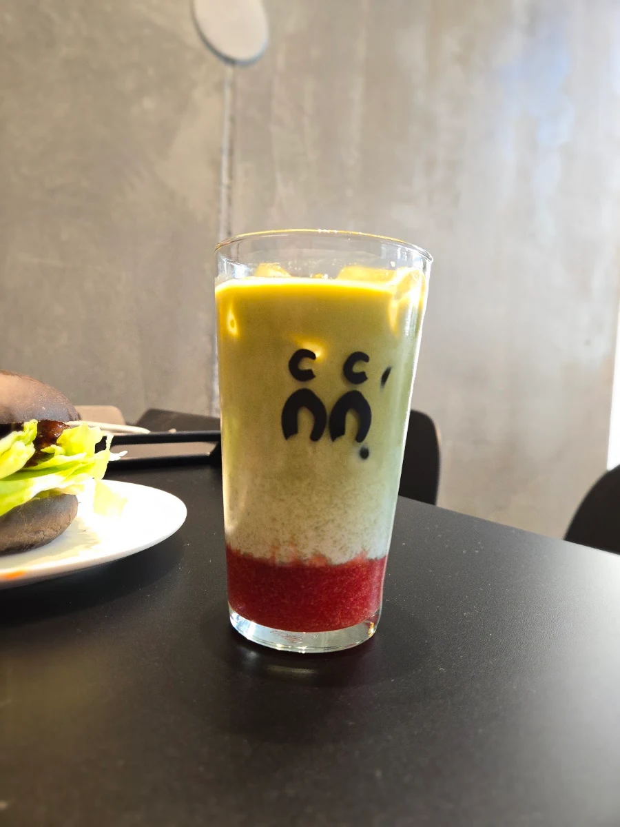 Iced Matcha Strawberry Tea