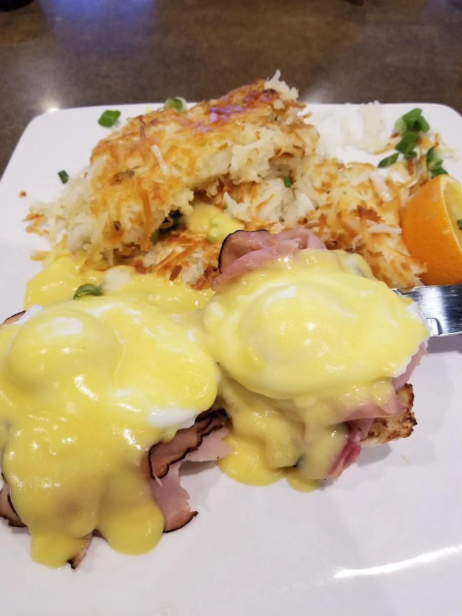 Smoked Salmon Eggs Benedict