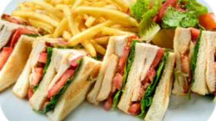 Club Sandwich & Frites