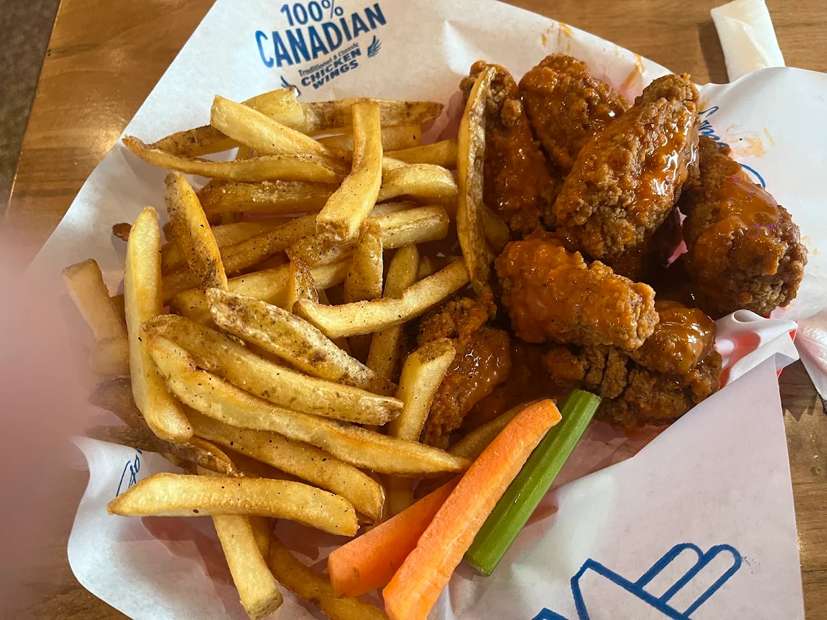 Wings & Fries