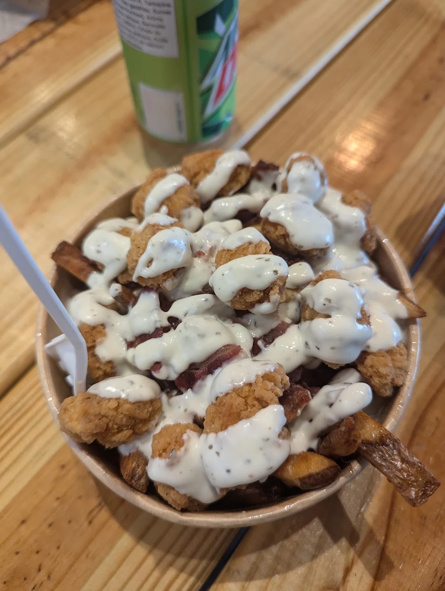 Bacon Ranch Chicken Poutine
