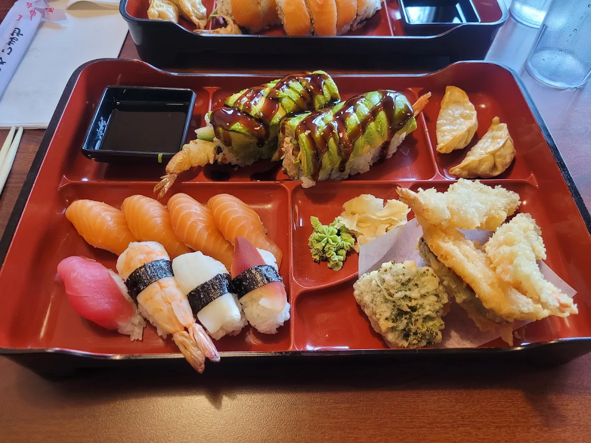 Bento Box Green Dragon Roll