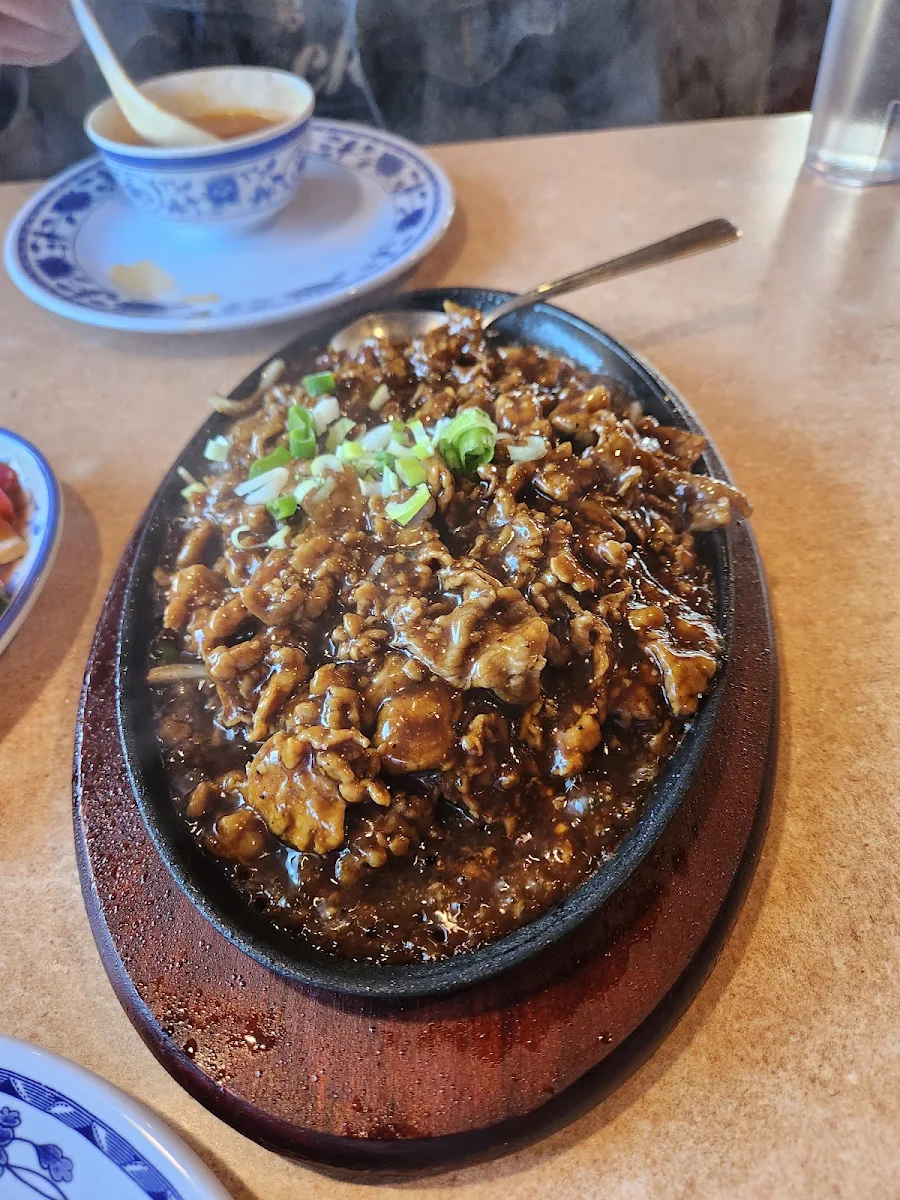 Sizzling Black Pepper Beef