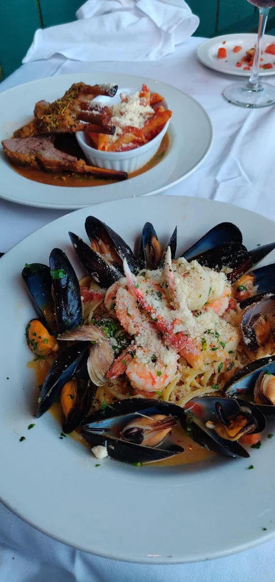 Lamb Shank with Pasta and Seafood Linguini