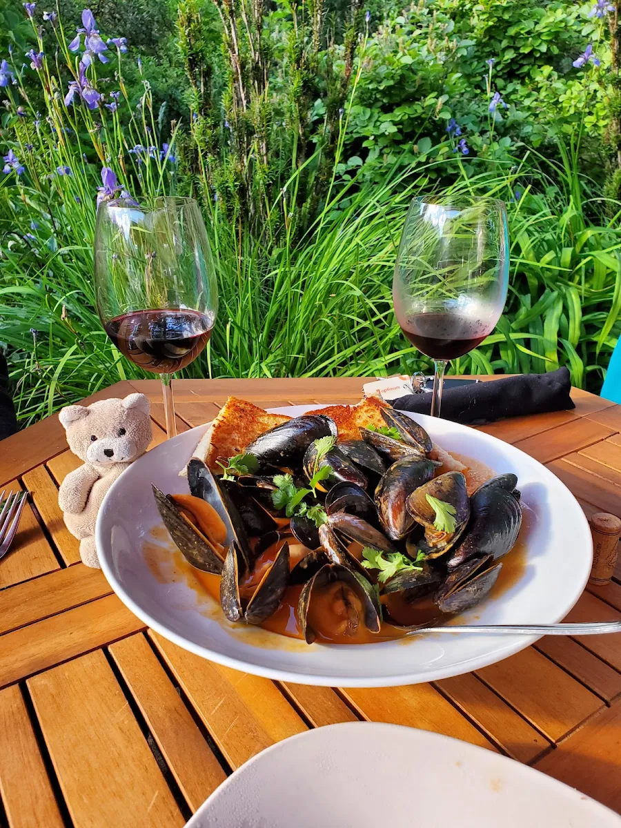 Red Curry Mussels
