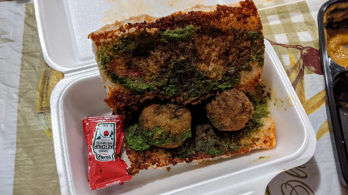 Bombay Vada Pav 2 Pieces