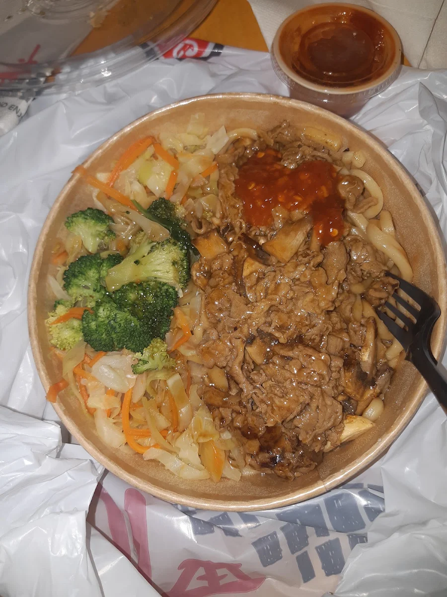 Sukiyaki Beef with Hot Chili Sauce