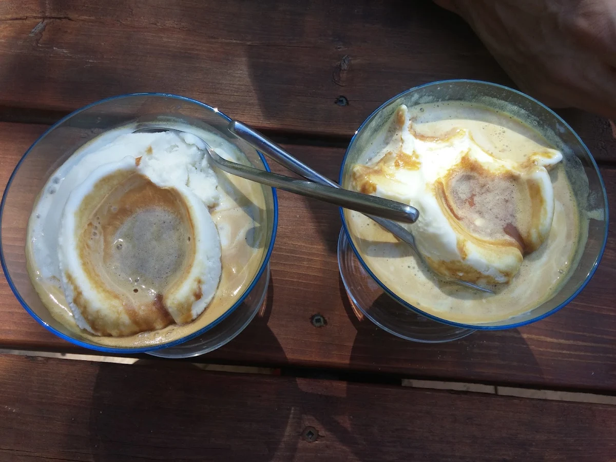 Vanilla Gelato with Espresso