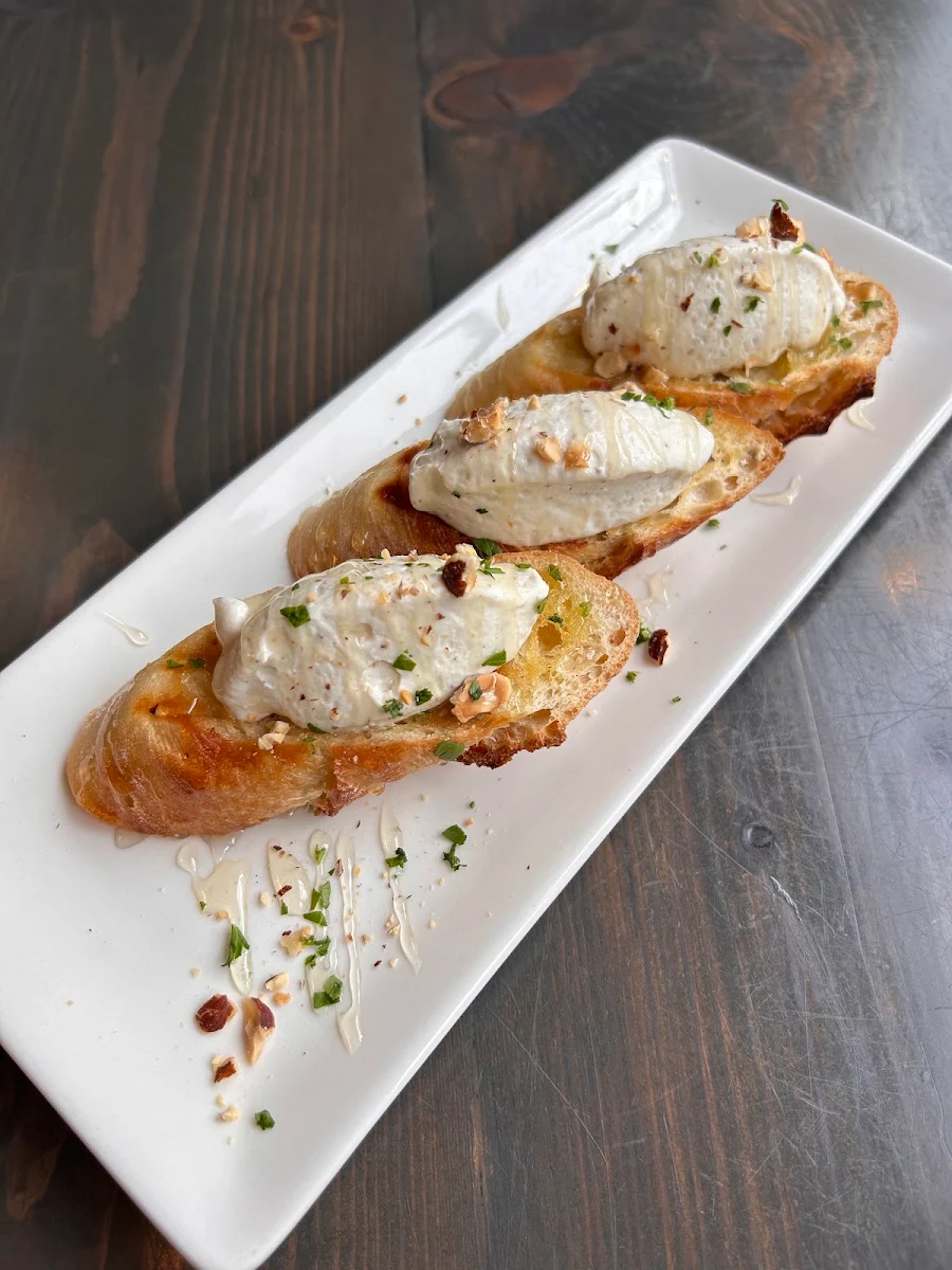 Served with Garlic Bread