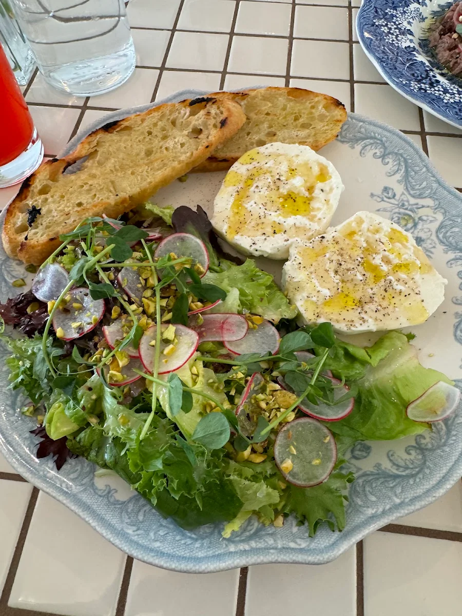Burrata Salad