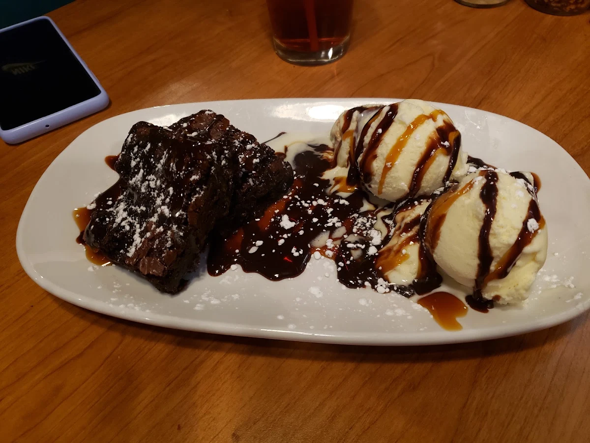 Chocolate Fudge Brownie Sundae