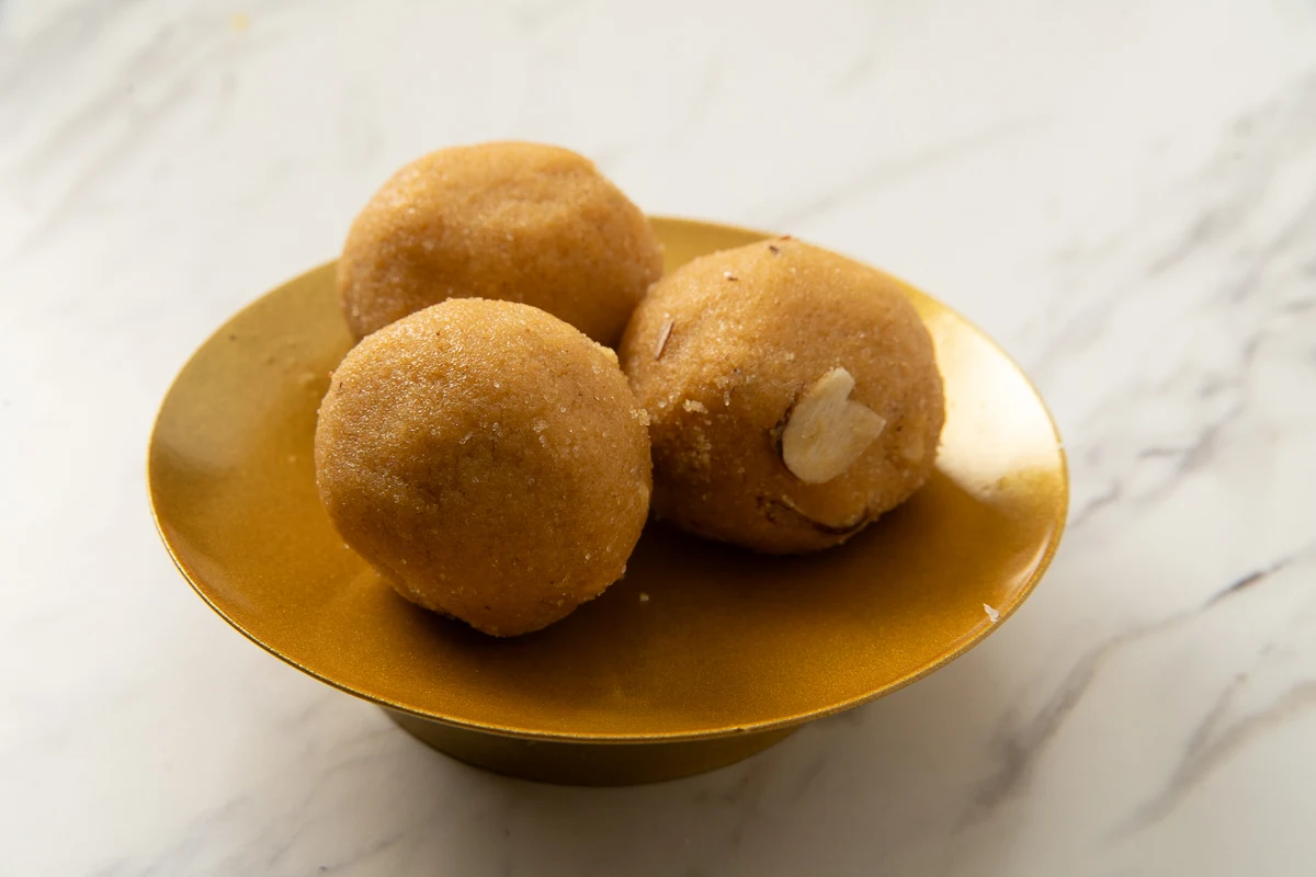 Besan Ladoo