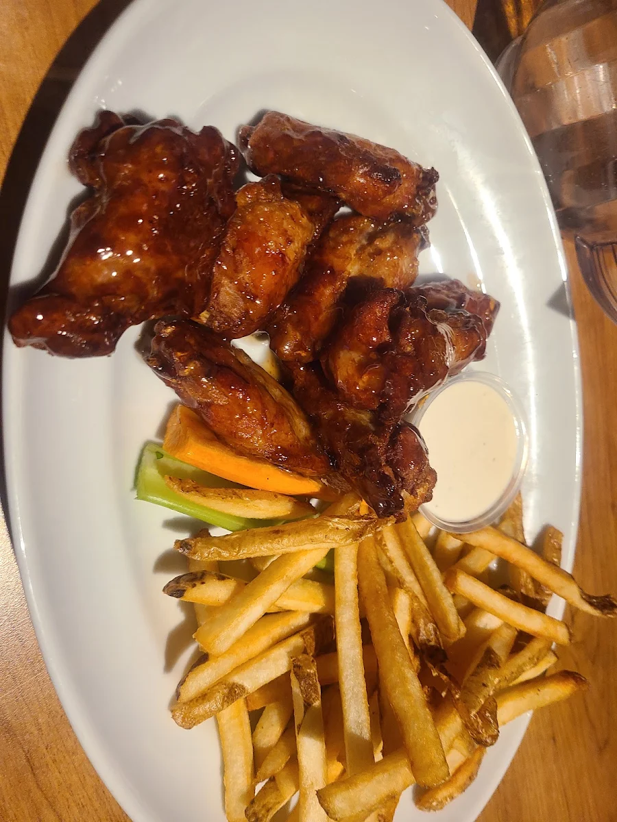 Honey Garlic Chicken Wings with Fries