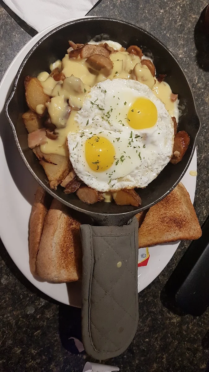 Poutine Breakfast, Gator Ted's Tap & Grill