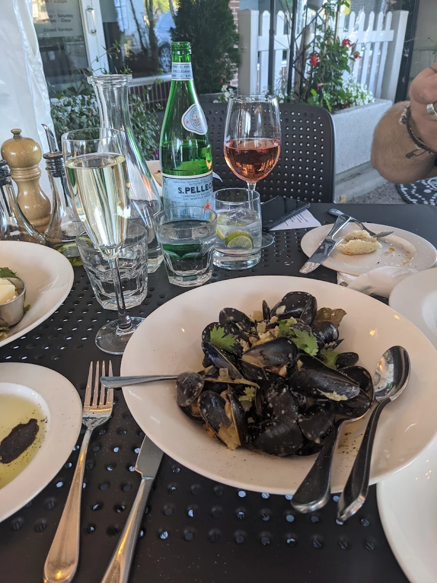 Mussels with Coconut Ginger Sauce