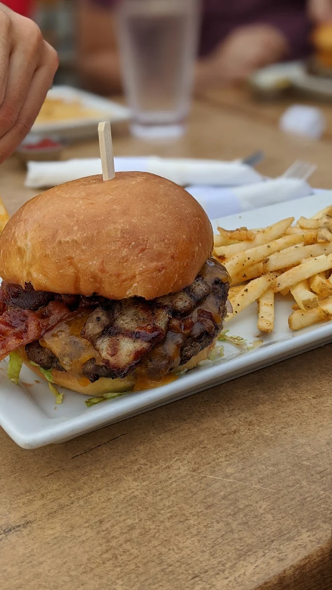 BBQ Bacon Burger
