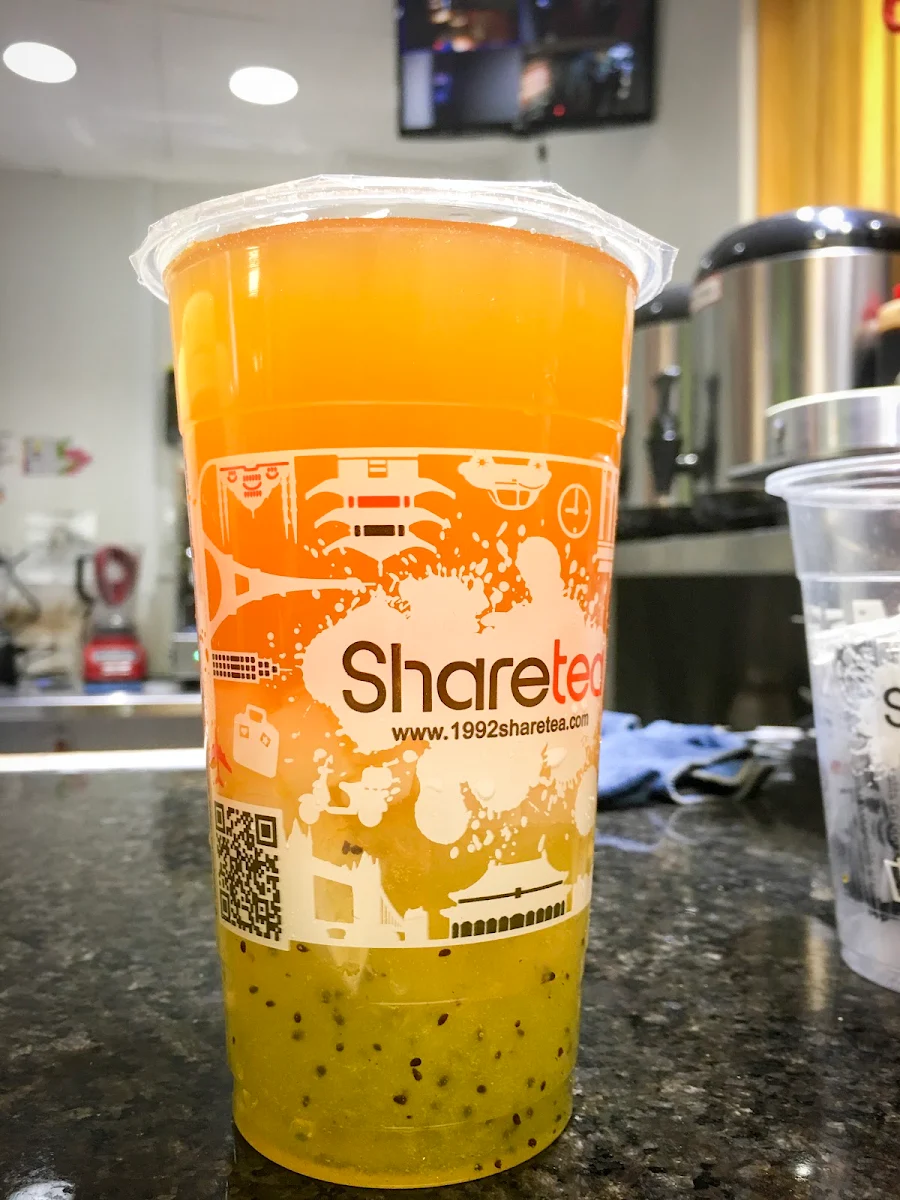 Kiwi Fruit Tea with Ice Jelly