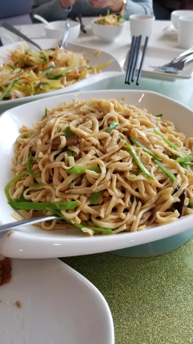 Yi Mein Cantonese Style Egg Noodles Known for Chewy Bouncy Texture