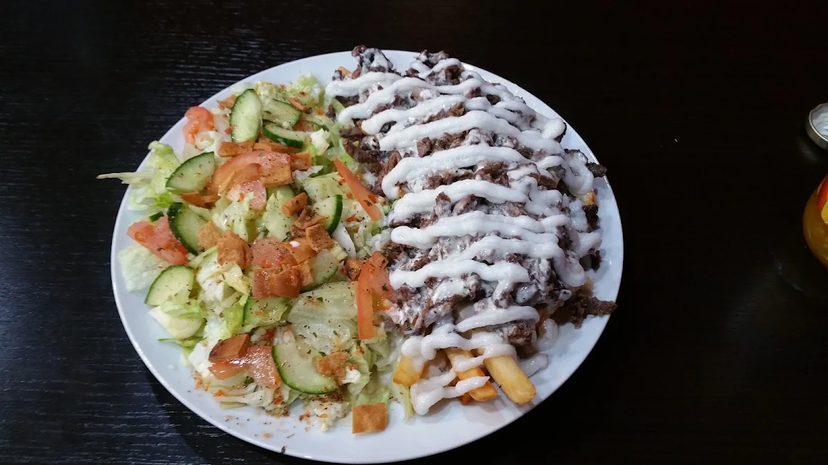 Shawarma Poutine