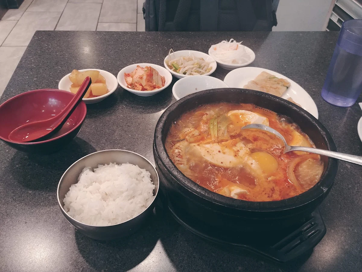 Kimchi Chi-Gae