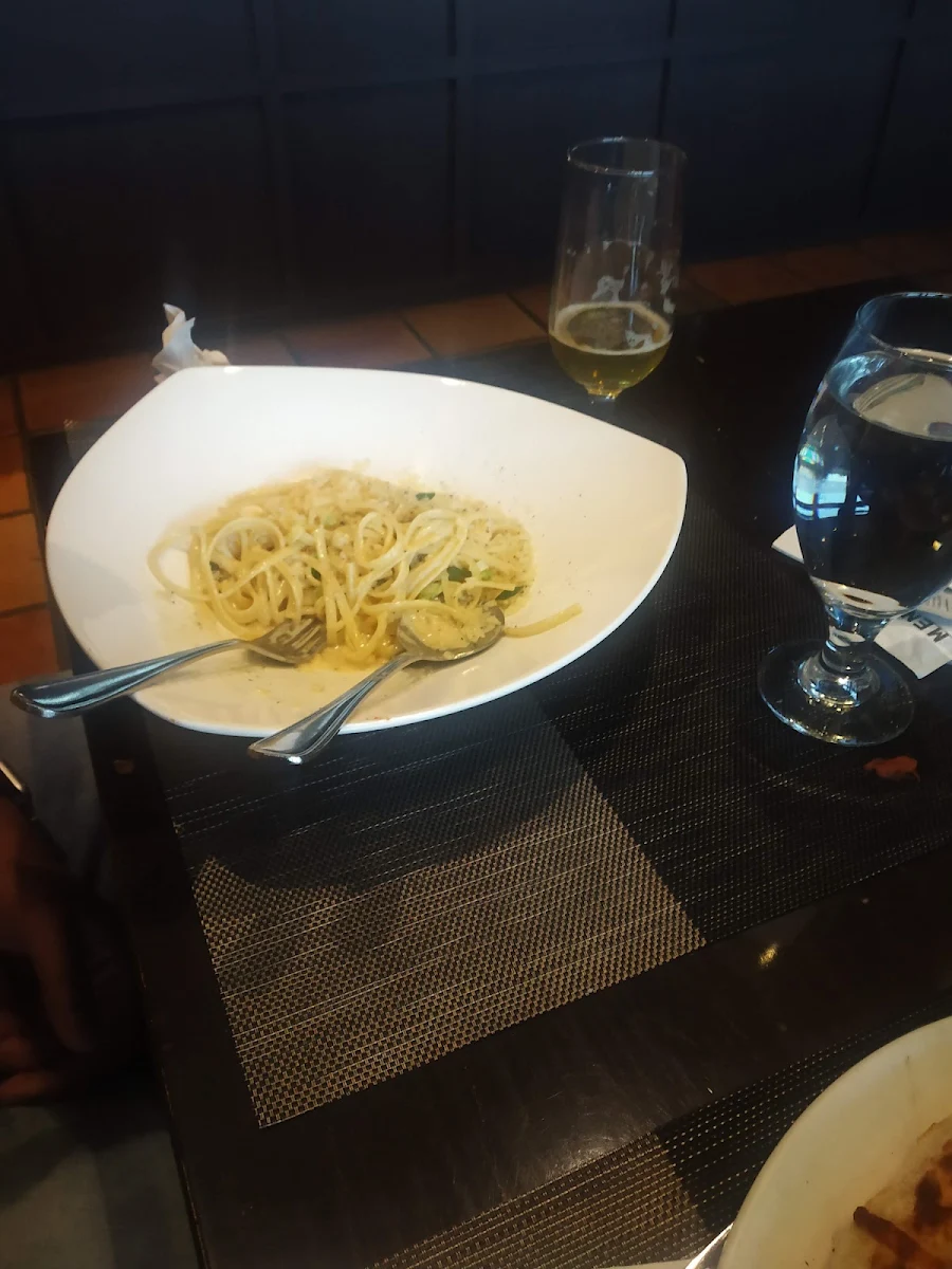 Alfredo Pasta, Pub St-Bernard