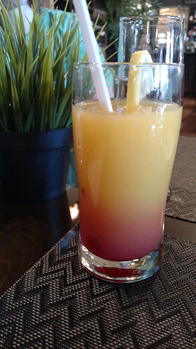 Lemonade, Pub St-Bernard