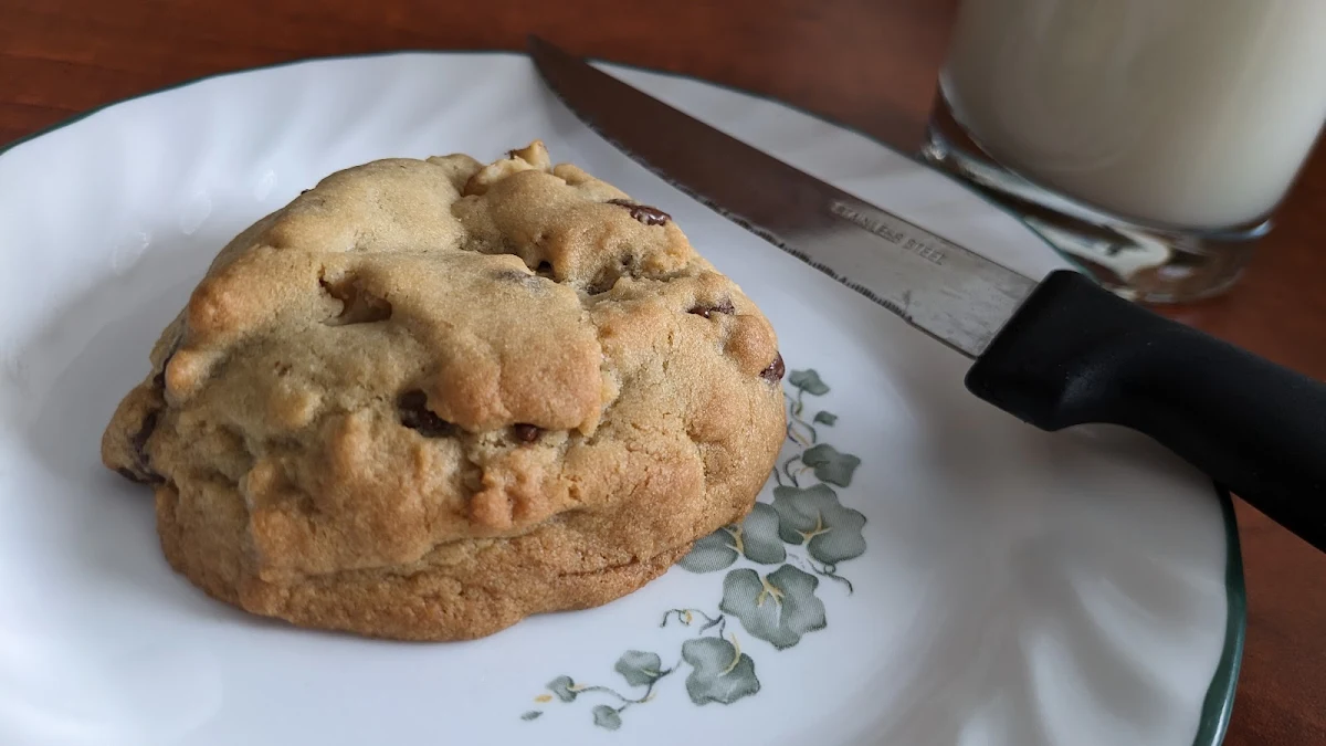 Taha's Walnut Chocolate Chip Cookie