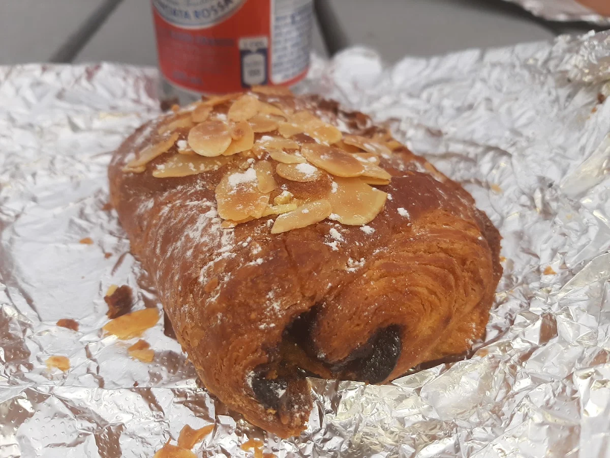 Croissant Aux Amandes
