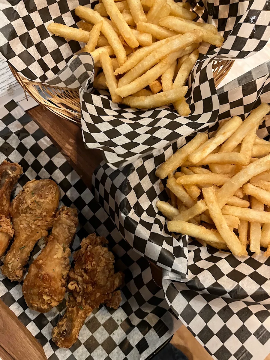 Poulet Frit Et Frites