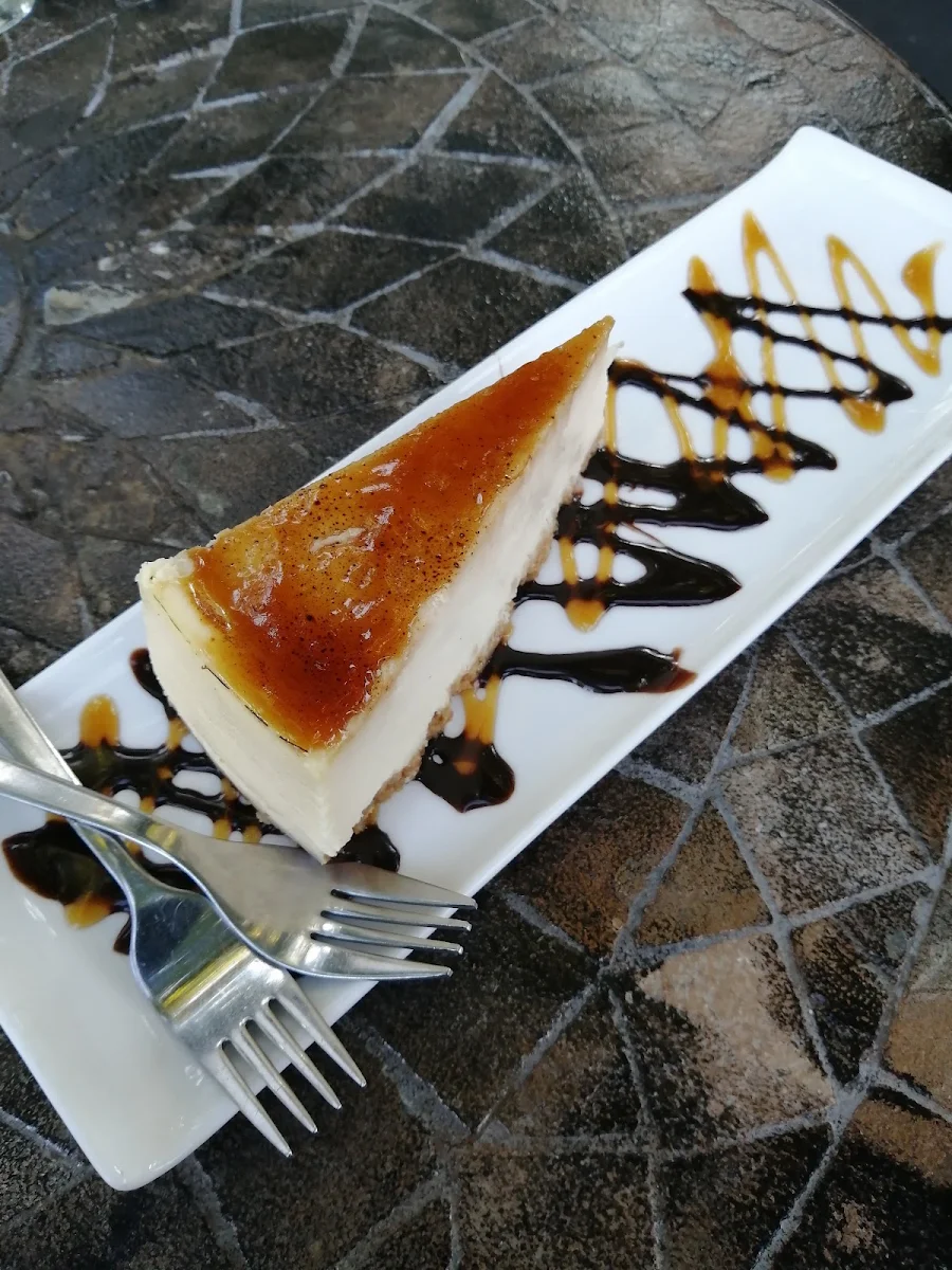 Creme Brulee Cheesecake