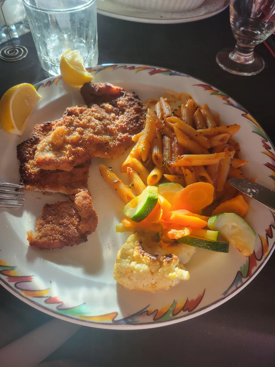 Veau Milanesa Penne Arrabiata