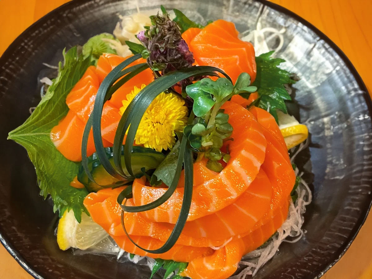 Tuna or Salmon Don