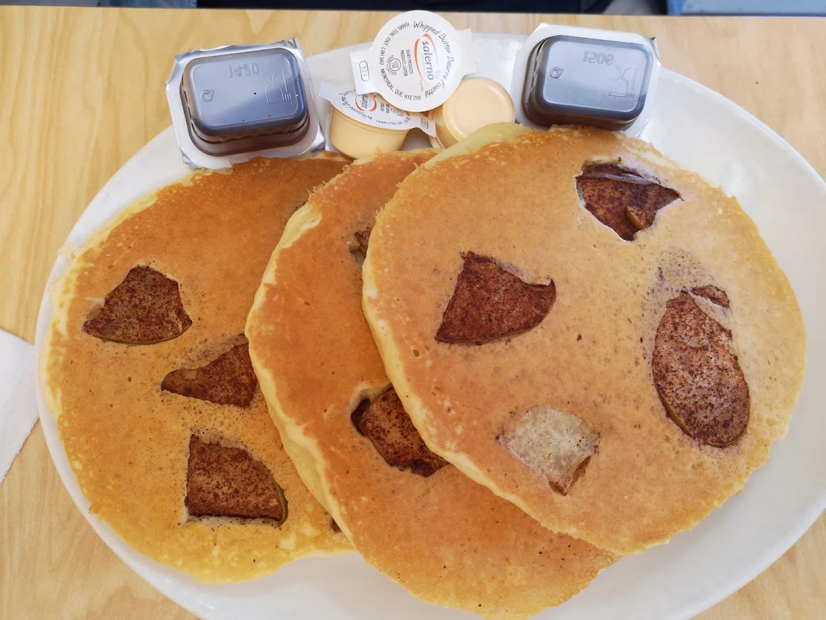 Apple Pancakes
